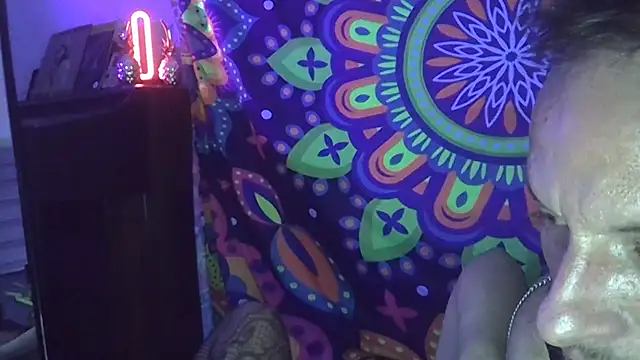 KingaCookies online show from July 28, 2026, 10:53 pm