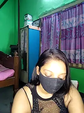 Scarlethoty online show from July 26, 2026, 9:38 am