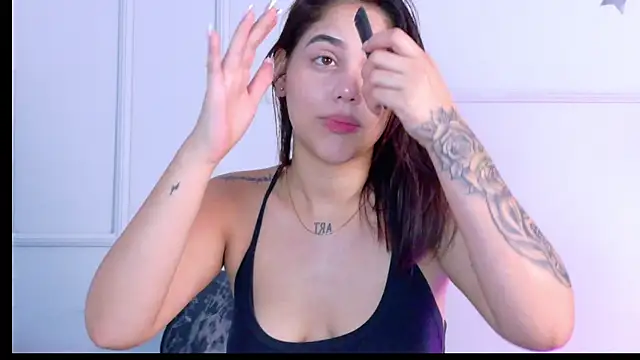 CuteWofy  online show from June 10, 2026, 11:44 am