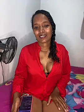 Snapshot of Stefany_03_ chatting on May 18, 2026, 10:47 pm Stefany 03 online show from May 18, 2026, 10:47 pm