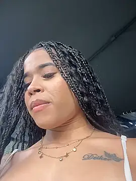 Snapshot of EmmaExoticaXXX chatting on July 7, 2026, 9:18 pm EmmaExoticaXXX online show from July 7, 2026, 9:18 pm