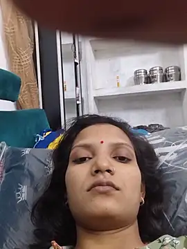 Snapshot of SS_sanjna chatting on June 5, 2026, 3:33 am SS sanjna online show from June 5, 2026, 3:33 am