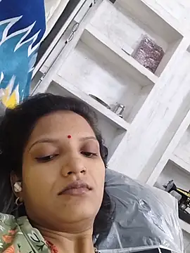 Snapshot of SS_sanjna chatting on June 18, 2026, 2:43 am SS sanjna online show from June 18, 2026, 2:43 am