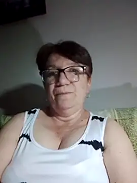 KetQueen101 online show from July 10, 2026, 9:04 pm