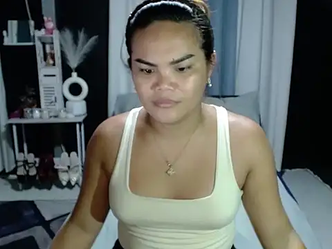 Kendallfoxx online show from June 4, 2026, 8:19 am