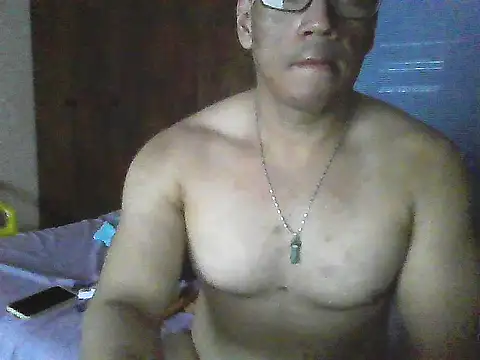 Snapshot of bvllnox chatting on May 12, 2026, 6:32 am bvllnox online show from May 12, 2026, 6:32 am