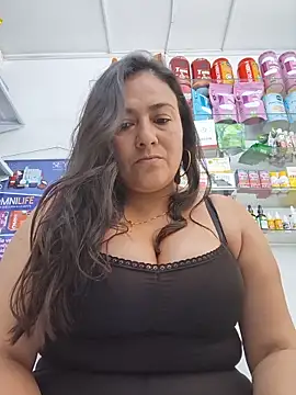 roxana sexy 2026 online show from June 14, 2026, 5:36 pm
