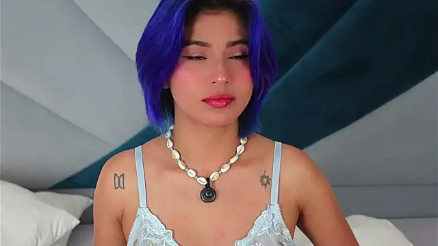 Snapshot of Sky_Riyoo chatting on July 18, 2026, 4:32 am Sky Riyoo online show from July 18, 2026, 4:32 am