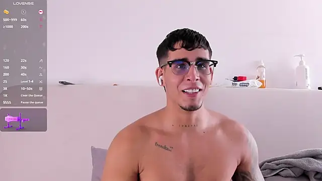 Iamcamilo   online show from April 30, 2026, 8:05 pm