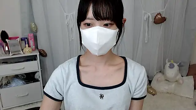 Snapshot of mii__tan chatting on May 21, 2026, 1:08 pm mii tan online show from May 21, 2026, 1:08 pm