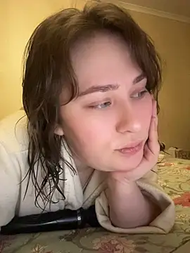 Snapshot of BettyRussian chatting on April 29, 2026, 6:58 pm BettyRussian online show from April 29, 2026, 6:58 pm