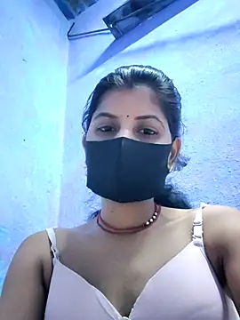 Snapshot of RUHI_1143 chatting on June 25, 2026, 6:57 pm RUHI 1143 online show from June 25, 2026, 6:57 pm