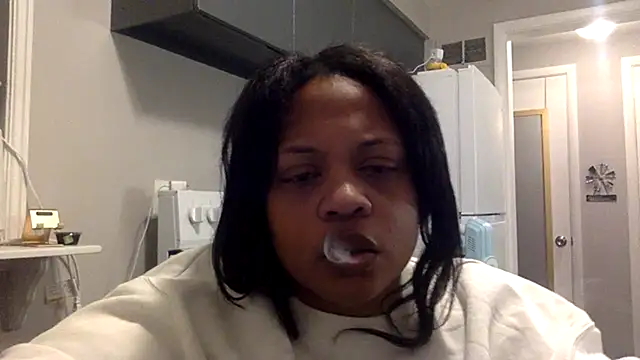 Snapshot of richierichelle chatting on May 16, 2026, 2:10 am richierichelle online show from May 16, 2026, 2:10 am
