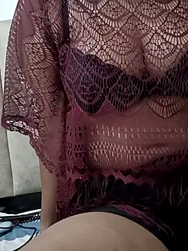 Snapshot of suny_301 chatting on June 7, 2026, 7:46 am suny 301 online show from June 7, 2026, 7:46 am