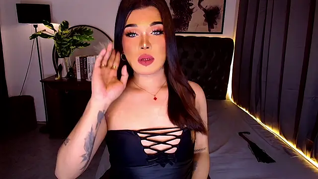 Empress Candice online show from May 22, 2026, 6:11 am