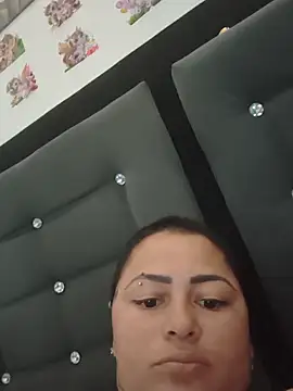 romina23 online show from May 24, 2026, 8:53 pm
