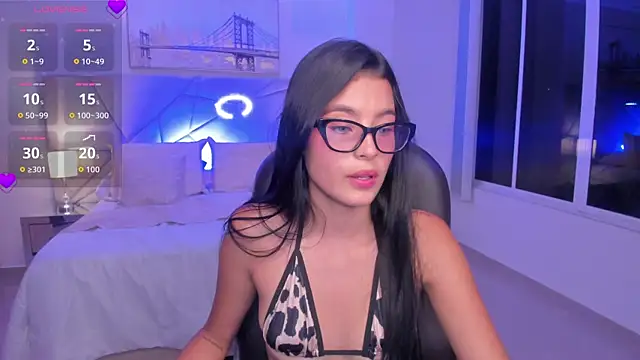 amber willow online show from July 5, 2026, 11:44 pm