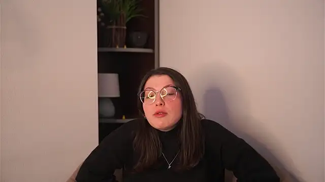 BlytheGenas online show from April 28, 2026, 10:52 am