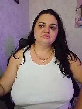 -CUTE-EVVIL- online show from May 27, 2026, 6:59 pm