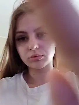 Miss-Venom online show from June 16, 2026, 9:42 am