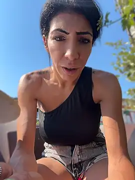 Yasmiinee online show from July 11, 2026, 8:47 am