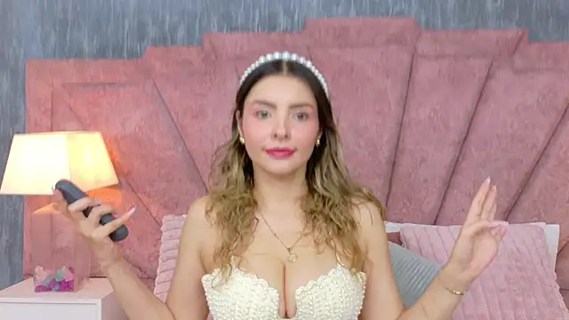 GrethaSounders online show from June 4, 2026, 8:02 pm