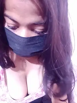 Snapshot of Dimpi_0 chatting on July 7, 2026, 8:18 am Dimpi 0 online show from July 7, 2026, 8:18 am
