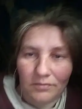 IrisMaris37 online show from May 26, 2026, 6:44 am
