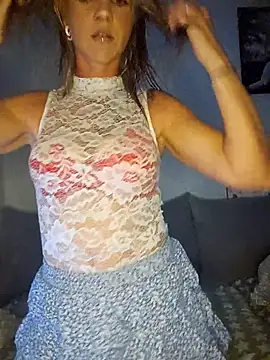 Snapshot of Amazing_Bella chatting on June 1, 2026, 7:24 pm Amazing Bella online show from June 1, 2026, 7:24 pm