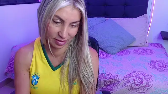 Meliissa xxxx online show from June 3, 2026, 2:33 pm