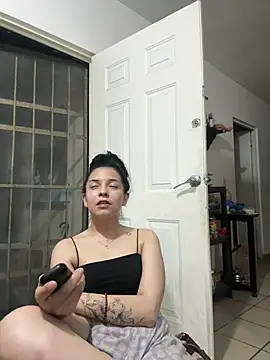 skrfazee online show from June 20, 2026, 3:22 am