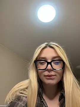 Alictris online show from April 26, 2026, 2:25 pm
