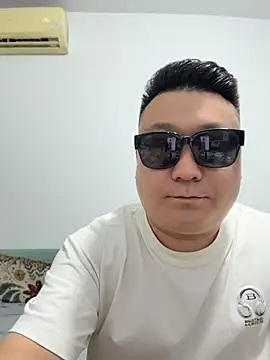 langzi-888 online show from June 7, 2026, 2:11 pm