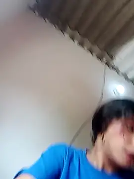 yenihernandez 123 online show from April 26, 2026, 3:31 pm