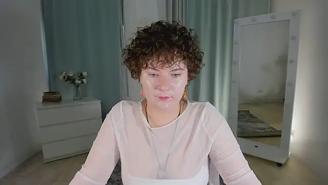 MelittaStorrie online show from July 18, 2026, 6:11 am