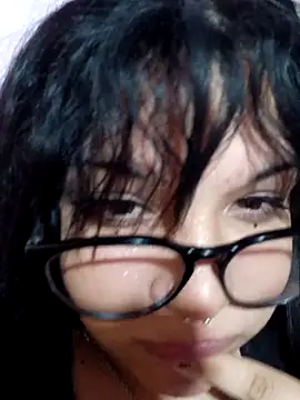 Sempai Moon online show from May 7, 2026, 12:37 am