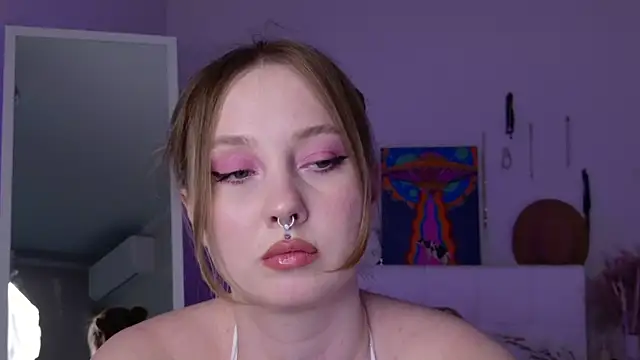 ooopsitscandy online show from May 26, 2026, 3:54 pm
