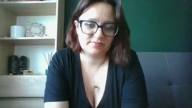 Snapshot of sensual_paris chatting on July 30, 2026, 5:28 am sensual paris online show from July 30, 2026, 5:28 am