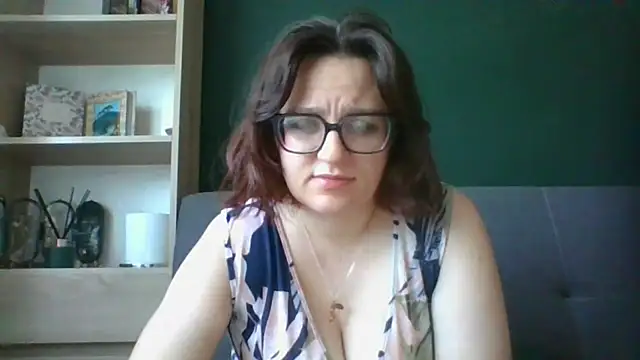 Snapshot of sensual_paris chatting on July 22, 2026, 5:20 am sensual paris online show from July 22, 2026, 5:20 am