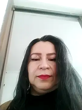 HelenNovoa online show from June 26, 2026, 4:57 pm