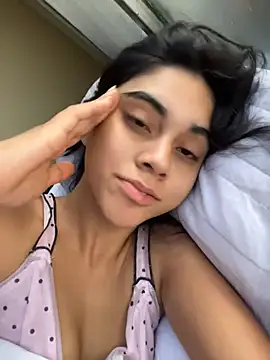 Snapshot of mia_moonna chatting on June 30, 2026, 11:32 am mia moonna online show from June 30, 2026, 11:32 am