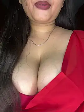 Naughty pooja44 online show from May 27, 2026, 7:54 pm