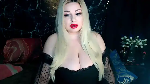 ValentinaaLuv online show from June 11, 2026, 9:12 pm