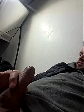 comeraba online show from June 26, 2026, 3:01 am