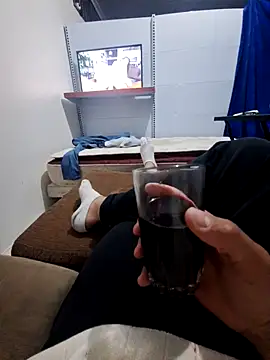 comeraba online show from June 11, 2026, 4:20 am