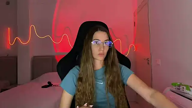 PrincesSsLilu online show from July 17, 2026, 7:33 pm