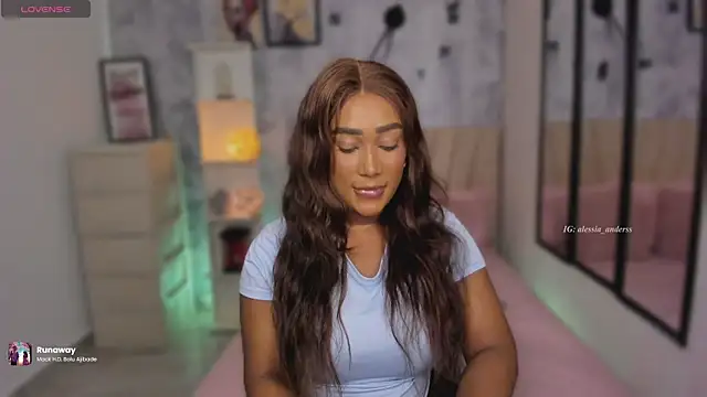 Snapshot of alessia_anderson chatting on July 17, 2026, 9:45 pm alessia anderson online show from July 17, 2026, 9:45 pm