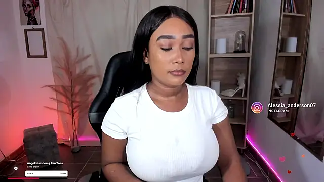 alessia anderson online show from February 18, 2026, 1:58 am