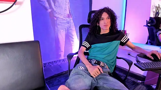anddy hugecock online show from July 15, 2026, 6:48 pm
