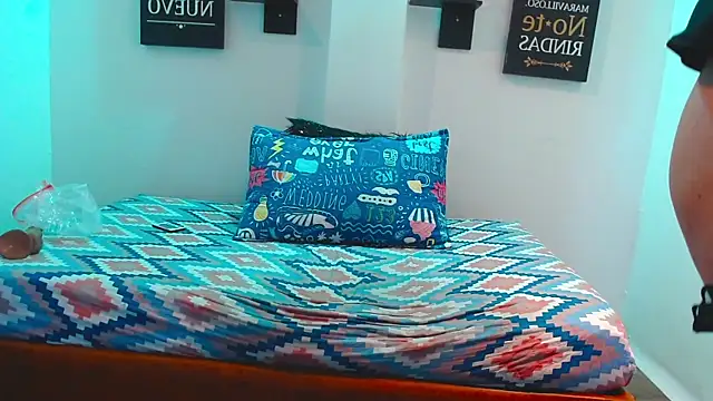 Snapshot of maria_paula___ chatting on May 20, 2026, 4:26 pm maria paula online show from May 20, 2026, 4:26 pm